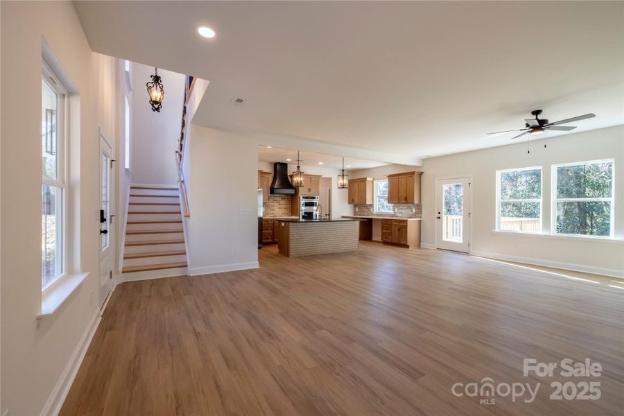 Huge, Open Dining Room, Living Room and Kitchen Huge, Open Dining Room, Living Room and Kitchen