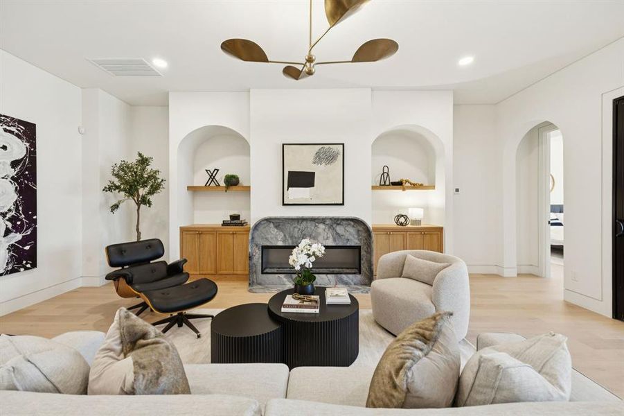 Furnished interior view inside a new home in , Dallas (Image 5).