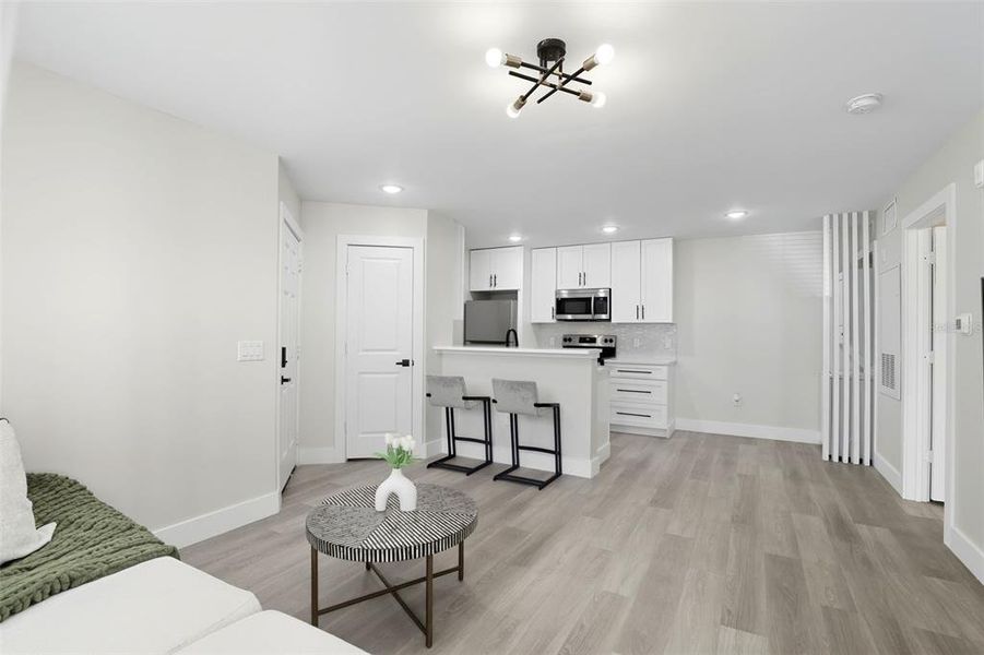 Furnished interior view inside a new home in , Lake Mary (Image 4).