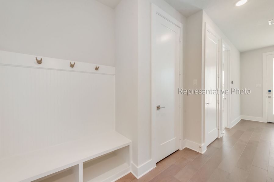 Photo representation of the Aberdeen II floorplan. Colors, finishes and options will vary. Photo representation of the Aberdeen II floorplan. Colors, finishes and options will vary.