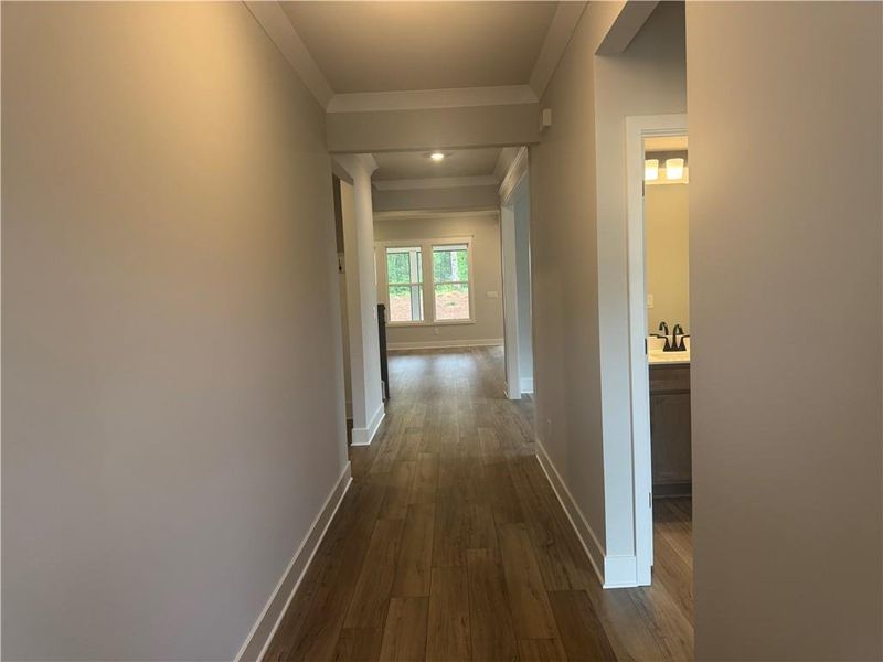 Spacious, unfurnished interior of a new home in Rosewood Lake Preserve, Hoschton (Image 31).