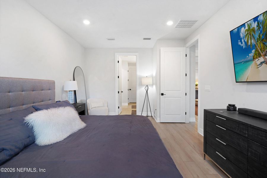 Furnished interior view inside a new home in , Jacksonville (Image 13).
