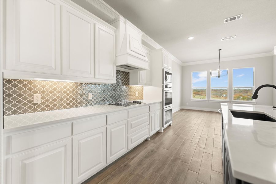 Furnished interior view inside a new home in Eagle Ridge Estates, Weatherford (Image 9).