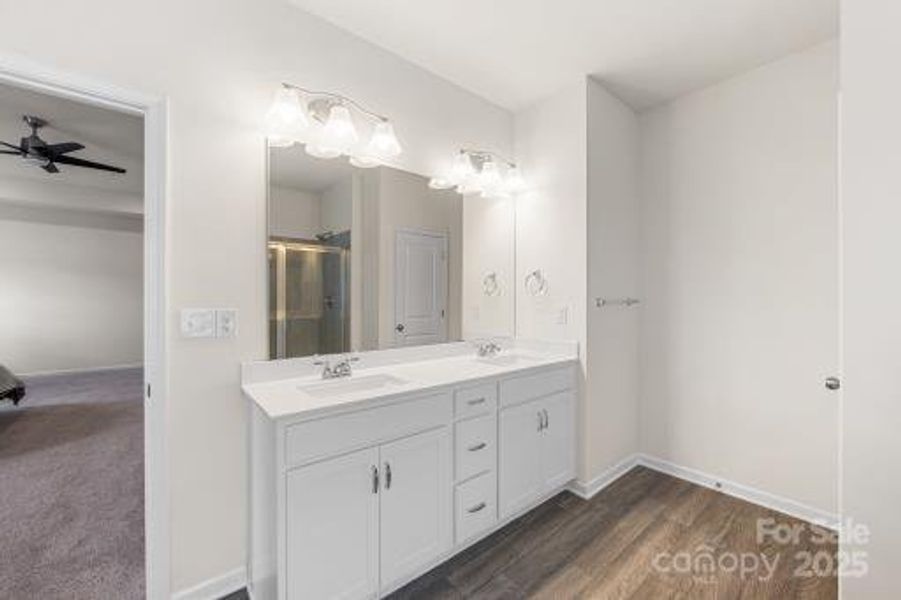 Furnished interior view inside a new home in Wilora Pond, Charlotte (Image 25). Furnished interior view inside a new home in Wilora Pond, Charlotte (Image 25).