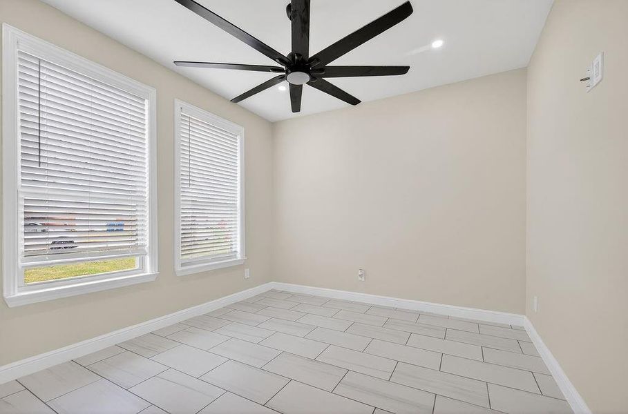 Spacious, unfurnished interior of a new home in , Gun Barrel City (Image 20). Spacious, unfurnished interior of a new home in , Gun Barrel City (Image 20).