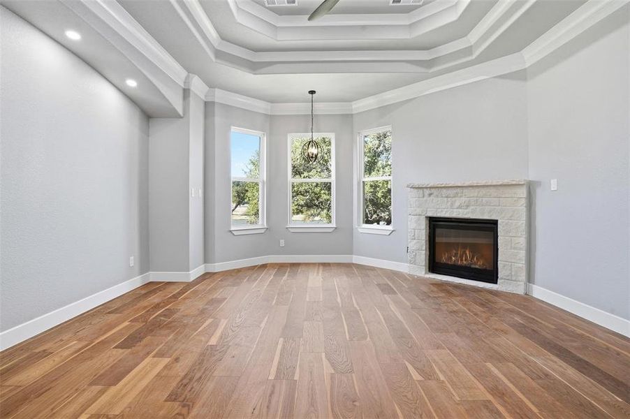 Spacious, unfurnished interior of a new home in , Weatherford (Image 19).