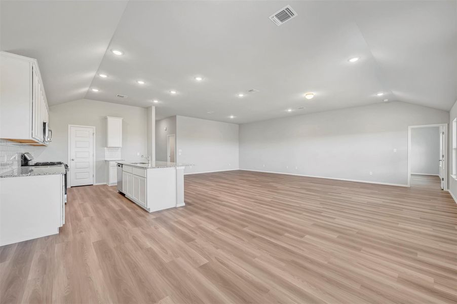 Spacious, unfurnished interior of a new home in Carillon, Manor (Image 14).