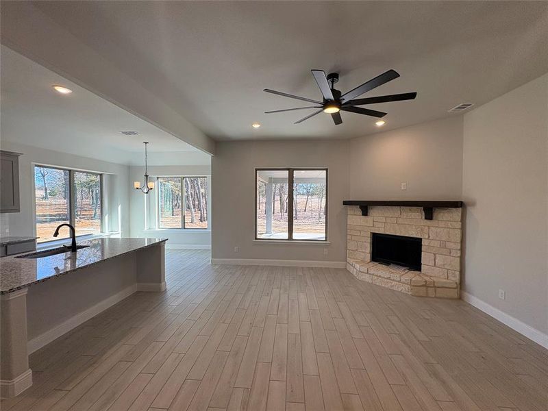 Spacious, unfurnished interior of a new home in , Collinsville (Image 20).