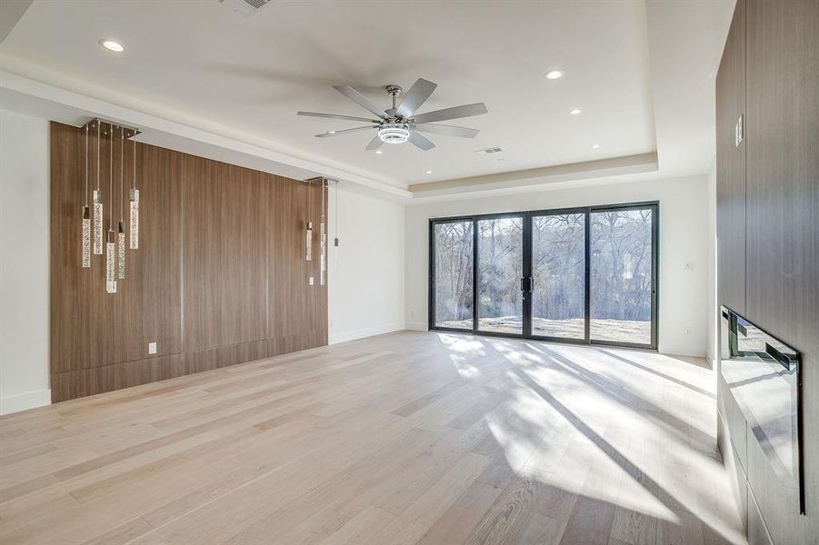 Spacious, unfurnished interior of a new home in , Cedar Hill (Image 15).