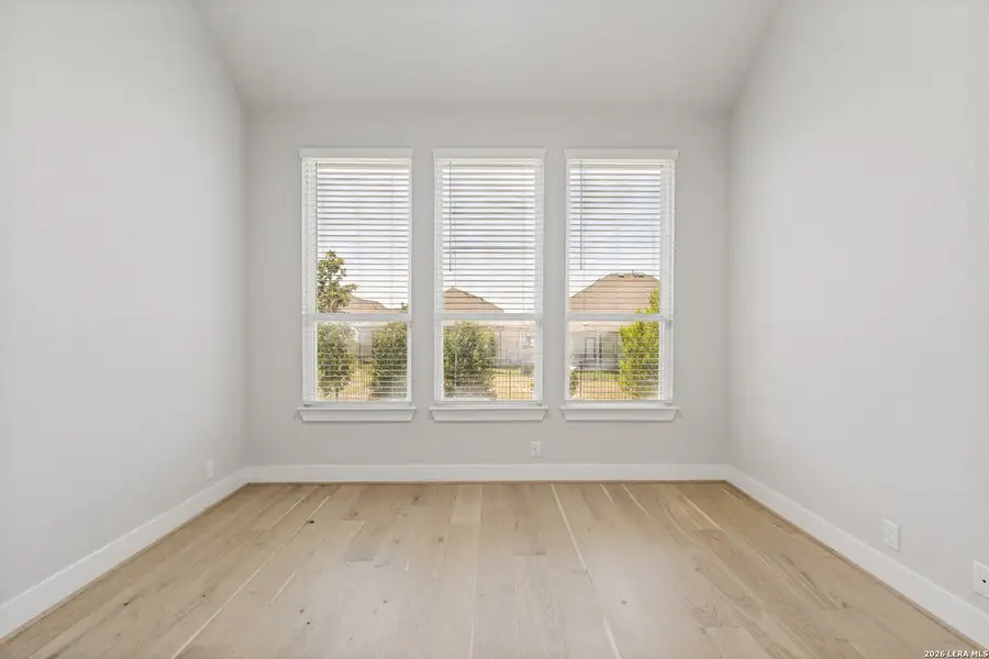 Spacious, unfurnished interior of a new home in Ventana, Bulverde (Image 27). Spacious, unfurnished interior of a new home in Ventana, Bulverde (Image 27).
