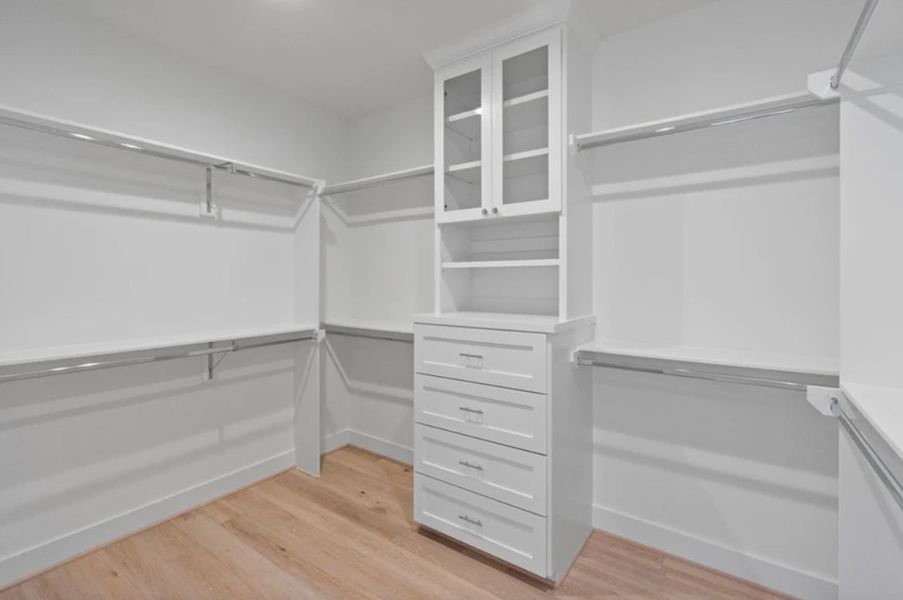 Representative unfurnished interior of a home built from the The Francesca by Riverway Homes in Somerset Green, Houston (Image 14).