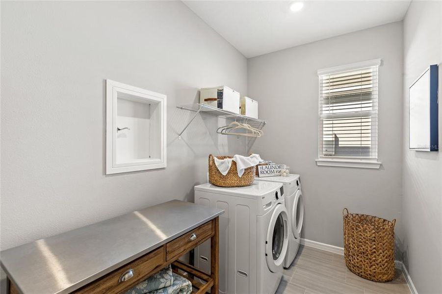 Furnished interior view inside a new home in , Winter Garden (Image 36).