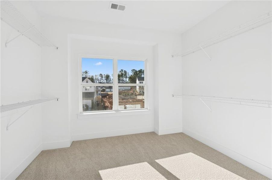 Spacious, unfurnished interior of a new home in Havencroft, Woodstock (Image 16).