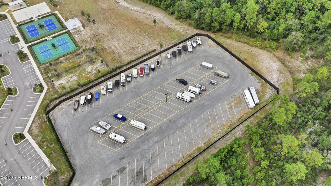 Image 29 of a home in Cross Creek Express. Image 29 of a home in Cross Creek Express.