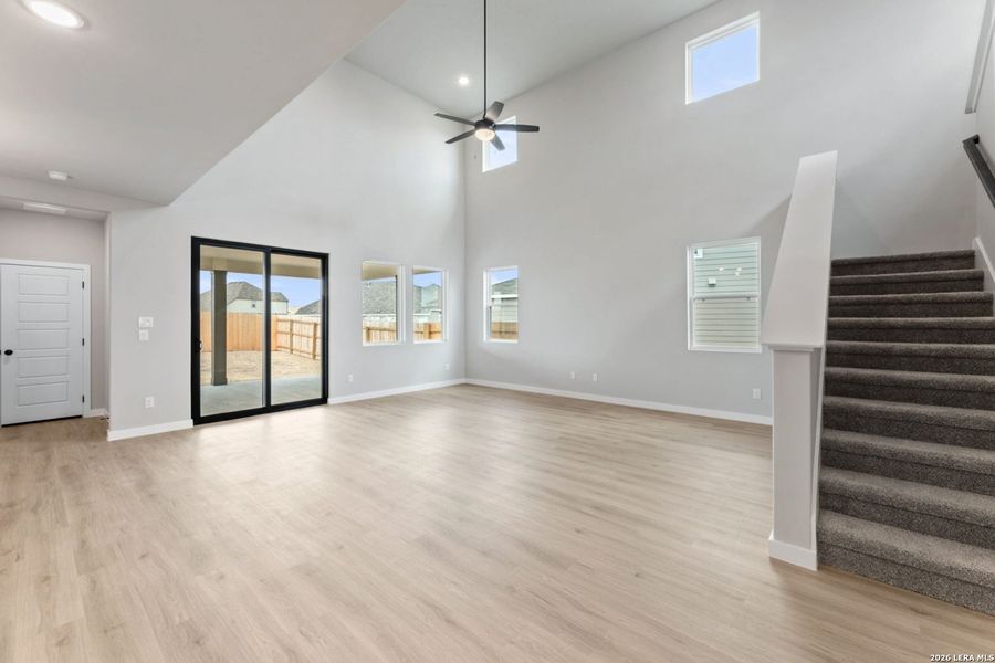 Spacious, unfurnished interior of a new home in Veranda Signature, San Antonio (Image 17). Spacious, unfurnished interior of a new home in Veranda Signature, San Antonio (Image 17).