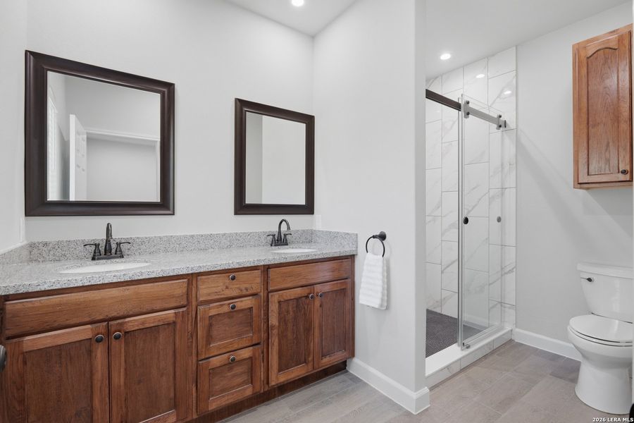 Furnished interior view inside a new home in , Canyon Lake (Image 10).