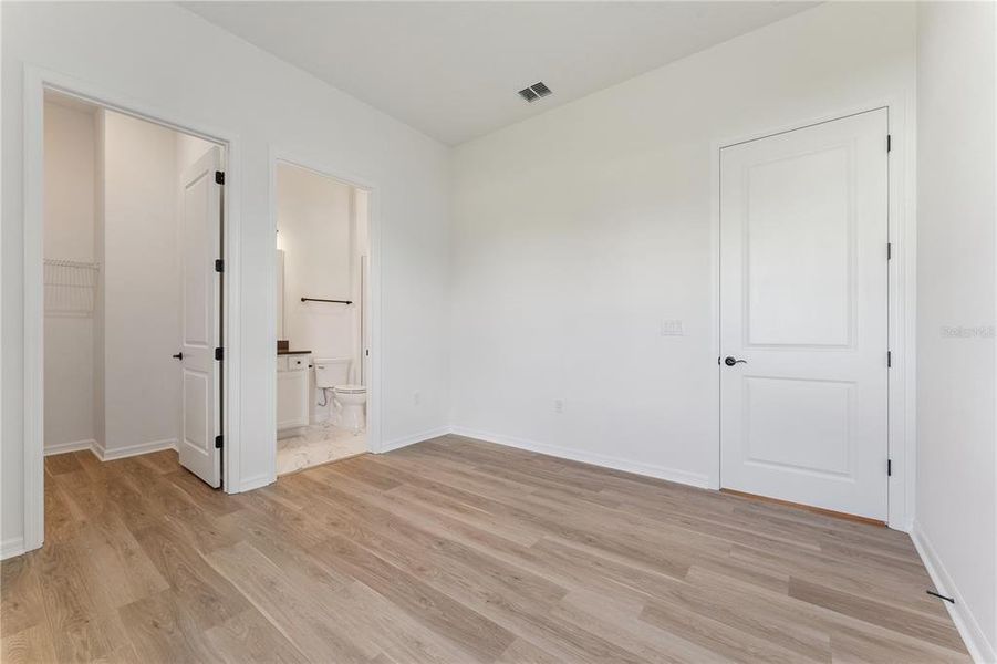 Spacious, unfurnished interior of a new home in , Minneola (Image 44). Spacious, unfurnished interior of a new home in , Minneola (Image 44).