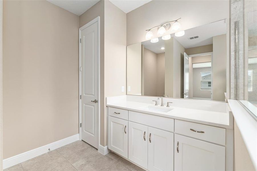 Furnished interior view inside a new home in , Ocala (Image 19).