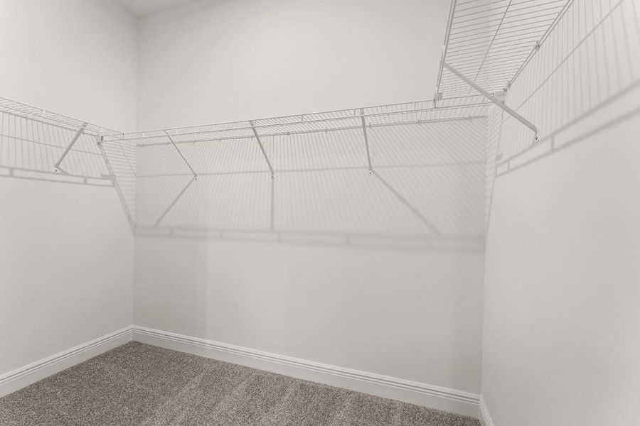 US_SEF_ISLA_LOT 23_owners closet