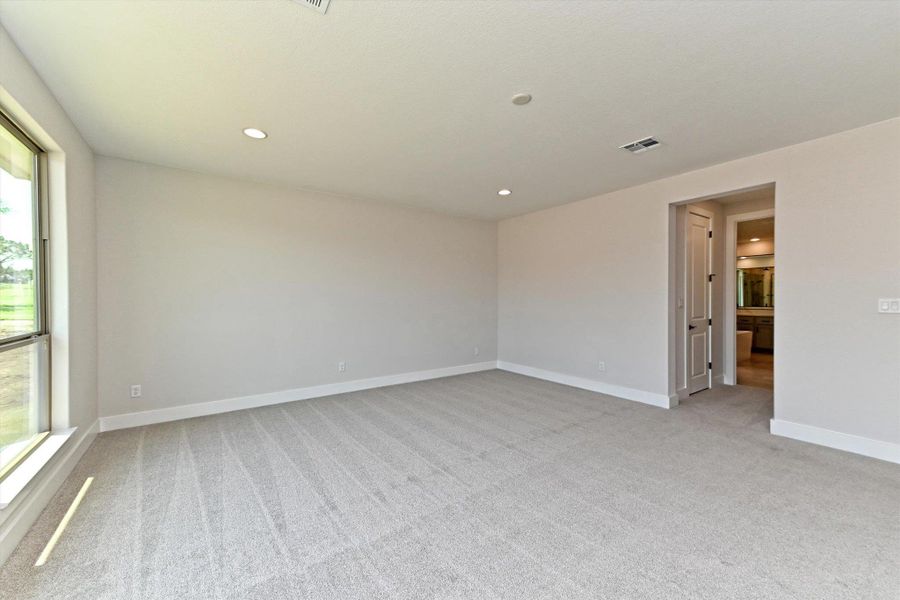 Spacious, unfurnished interior of a new home in ClearWater Ranch, Liberty Hill (Image 23). Spacious, unfurnished interior of a new home in ClearWater Ranch, Liberty Hill (Image 23).