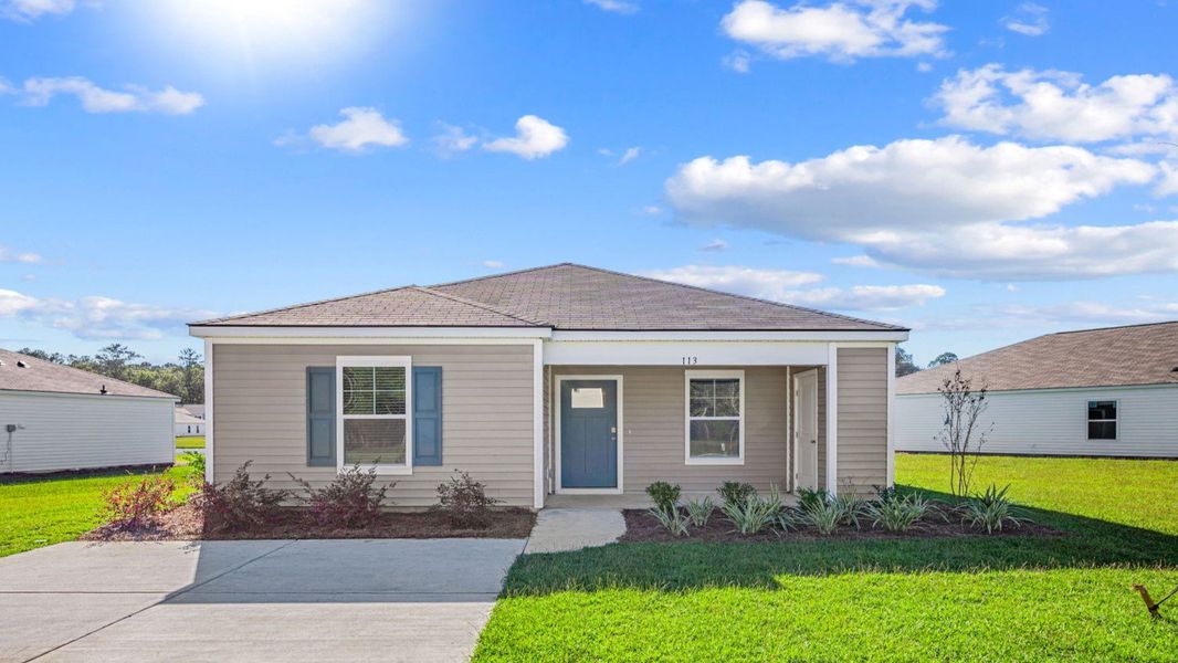 Representative exterior details of a home built from the Lewis by D.R. Horton in Rice Hope, Port Wentworth (Image 3).