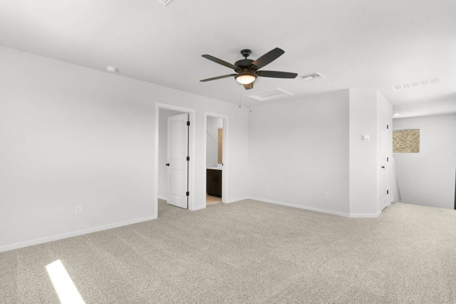 Spacious, unfurnished interior of a new home in Nolina, Georgetown (Image 16).