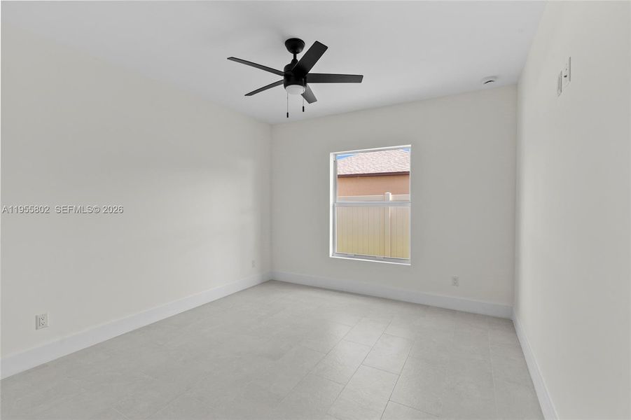 Spacious, unfurnished interior of a new home in , Port St. Lucie (Image 14).