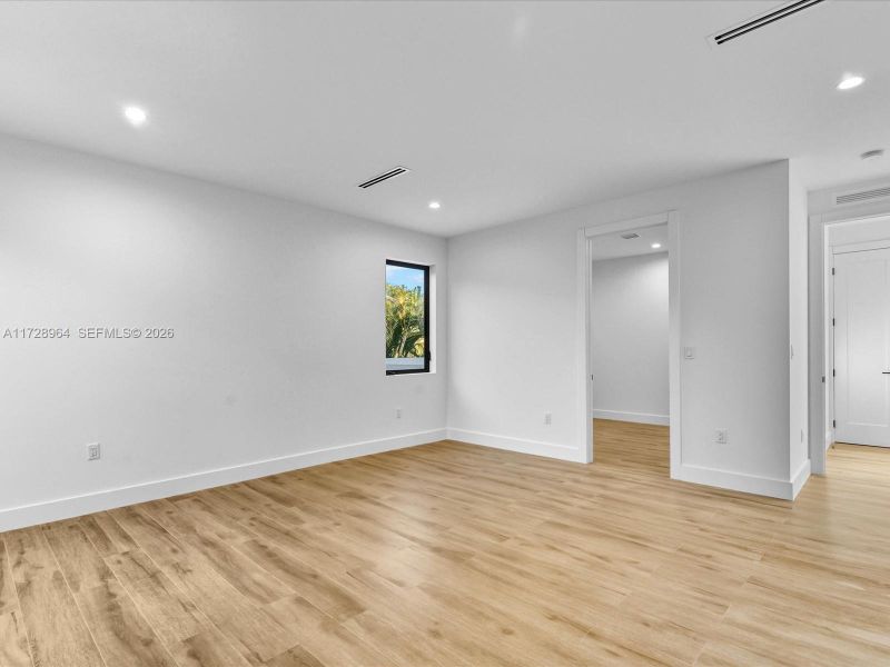 Spacious, unfurnished interior of a new home in , Miami (Image 48). Spacious, unfurnished interior of a new home in , Miami (Image 48).