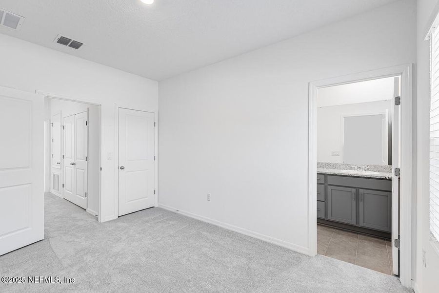 Spacious, unfurnished interior of a new home in Sabal Terrace, Jacksonville (Image 15). Spacious, unfurnished interior of a new home in Sabal Terrace, Jacksonville (Image 15).
