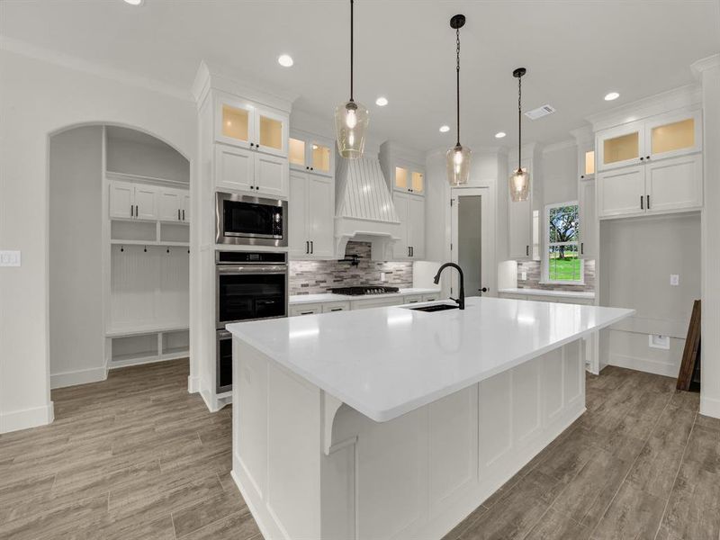 Furnished interior view inside a new home in , Weatherford (Image 11).