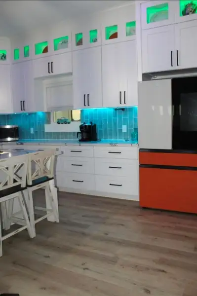 Fully equipped kitchen with plenty of prep and storage space