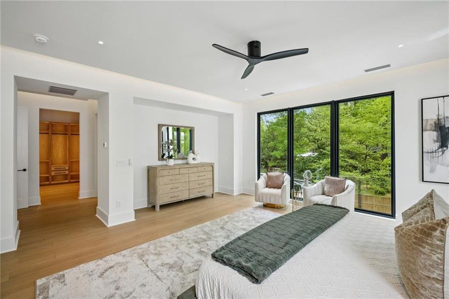 Furnished interior view inside a new home in , Brookhaven (Image 49).