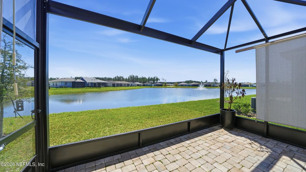 Exterior details and patio area of a home in , Yulee (Image 29).