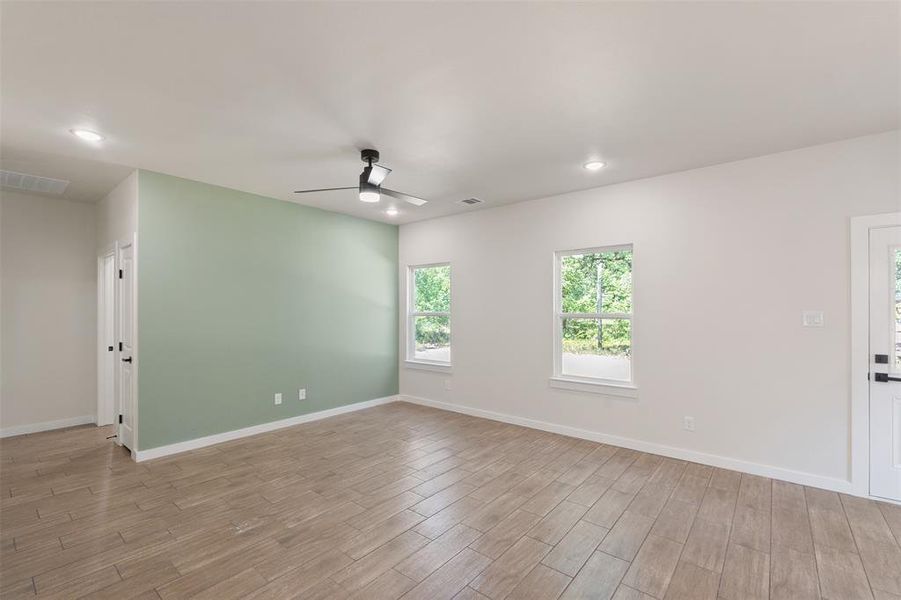 Empty room Empty room