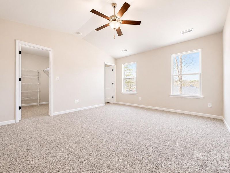 Spacious, unfurnished interior of a new home in , Charlotte (Image 21).