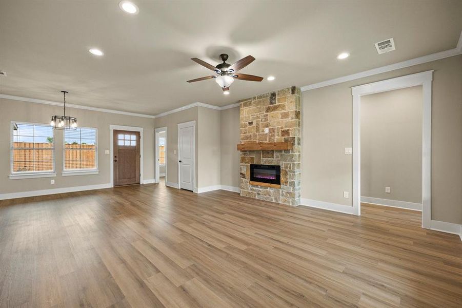 Spacious, unfurnished interior of a new home in , Greenville (Image 12).