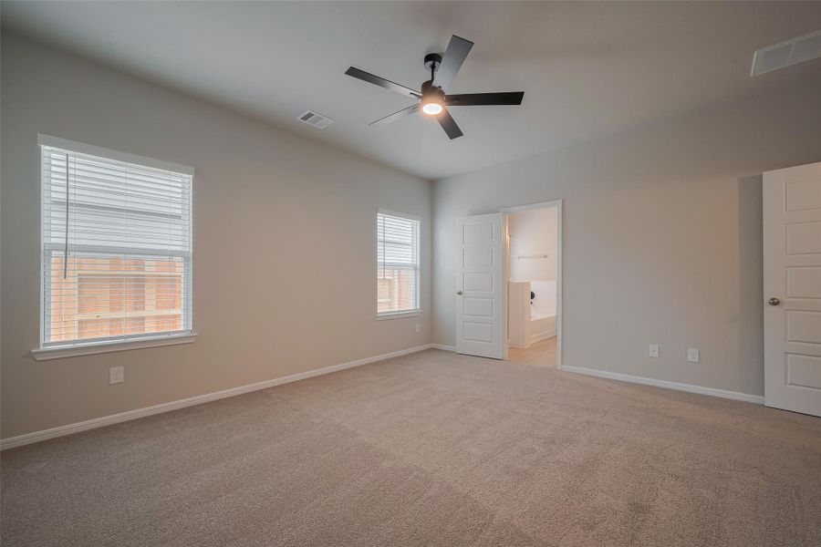 Spacious, unfurnished interior of a new home in La Segarra, Brookshire (Image 43). Spacious, unfurnished interior of a new home in La Segarra, Brookshire (Image 43).