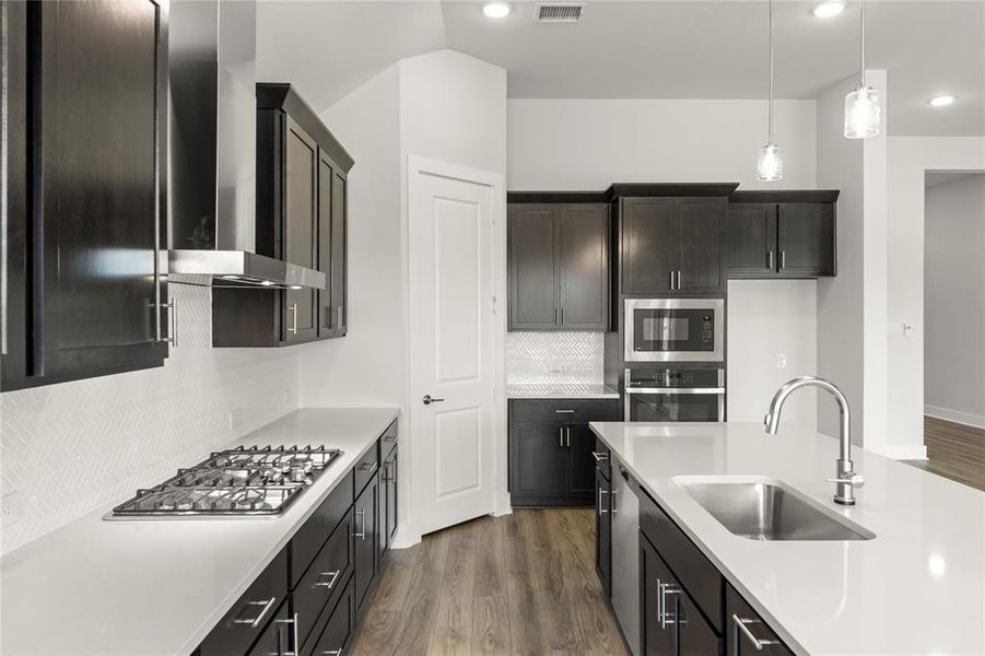 Furnished interior view inside a new home in Somerset Park, Rockwall (Image 9).