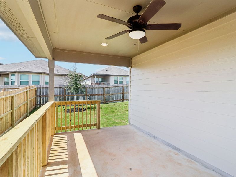 Exterior details and patio area of a home in Lark Canyon, New Braunfels (Image 3).