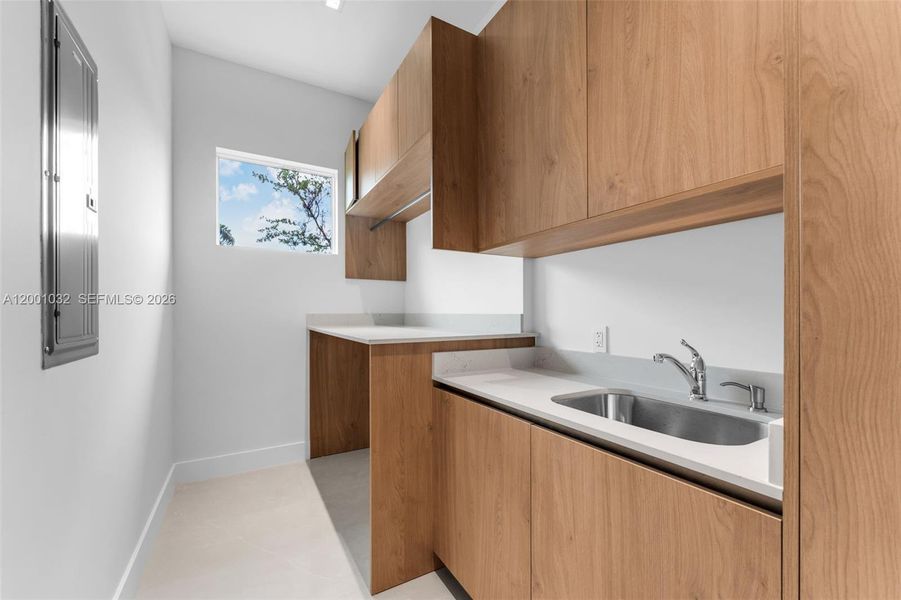 Furnished interior view inside a new home in , Cutler Bay (Image 18).