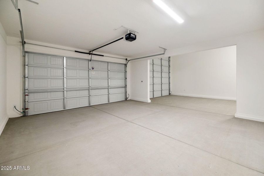 GARAGE WITH RV GARAGE