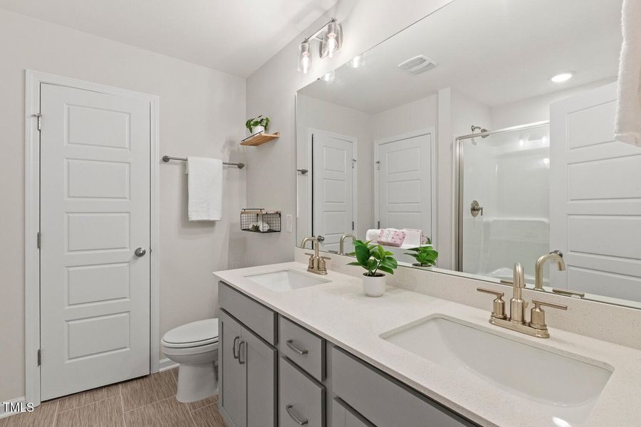 553 Sturgeon St Smithfield NC-large-023- 553 Sturgeon St Smithfield NC-large-023-