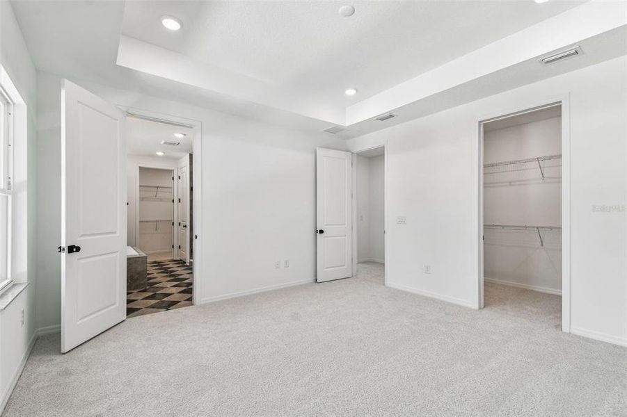 Spacious, unfurnished interior of a new home in City of Tampa, Tampa (Image 22).