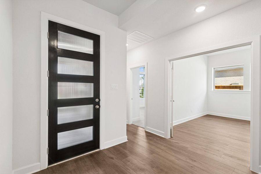 Spacious, unfurnished interior of a new home in Meridiana 55' Homesites, Manvel (Image 13).