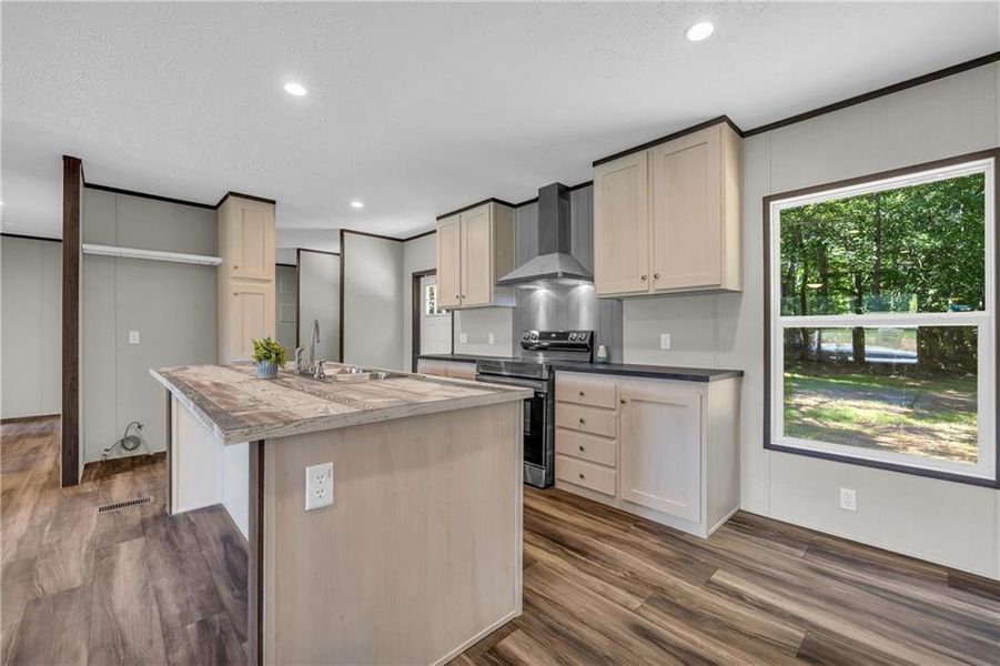 Furnished interior view inside a new home in , Hartwell (Image 7). Furnished interior view inside a new home in , Hartwell (Image 7).