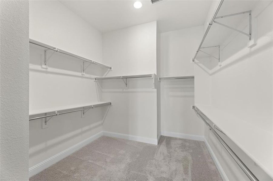 2291 Bottlebrush  Closet