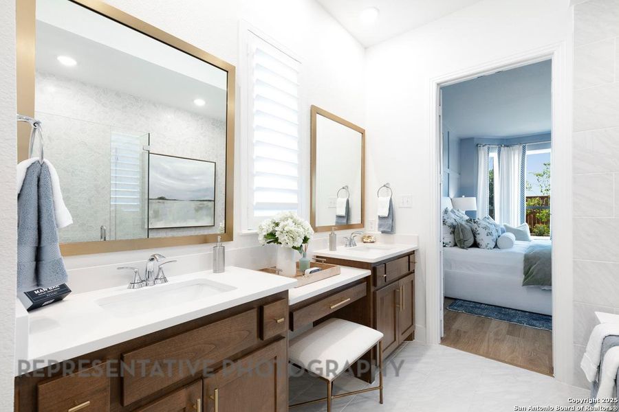 Furnished interior view inside a new home in Weston Oaks, San Antonio (Image 19). Furnished interior view inside a new home in Weston Oaks, San Antonio (Image 19).