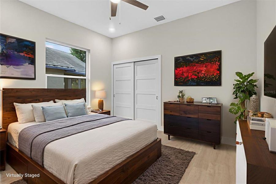 Furnished interior view inside a new home in , Tarpon Springs (Image 17).