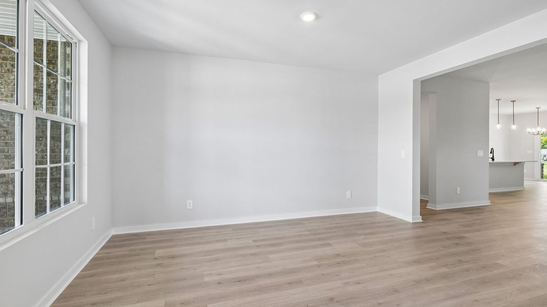Representative unfurnished interior of a home built from the Ansley by D.R. Horton in Harvest Point, Spring Hill (Image 44).