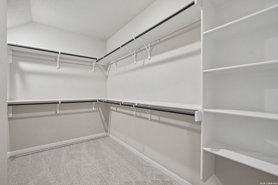 Spacious, unfurnished interior of a new home in Remington Ranch, San Antonio (Image 26).